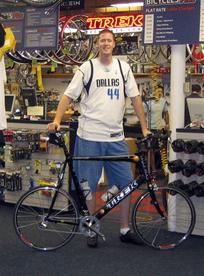 Ex-NBA Player Shawn Bradley's Custom Trek bike